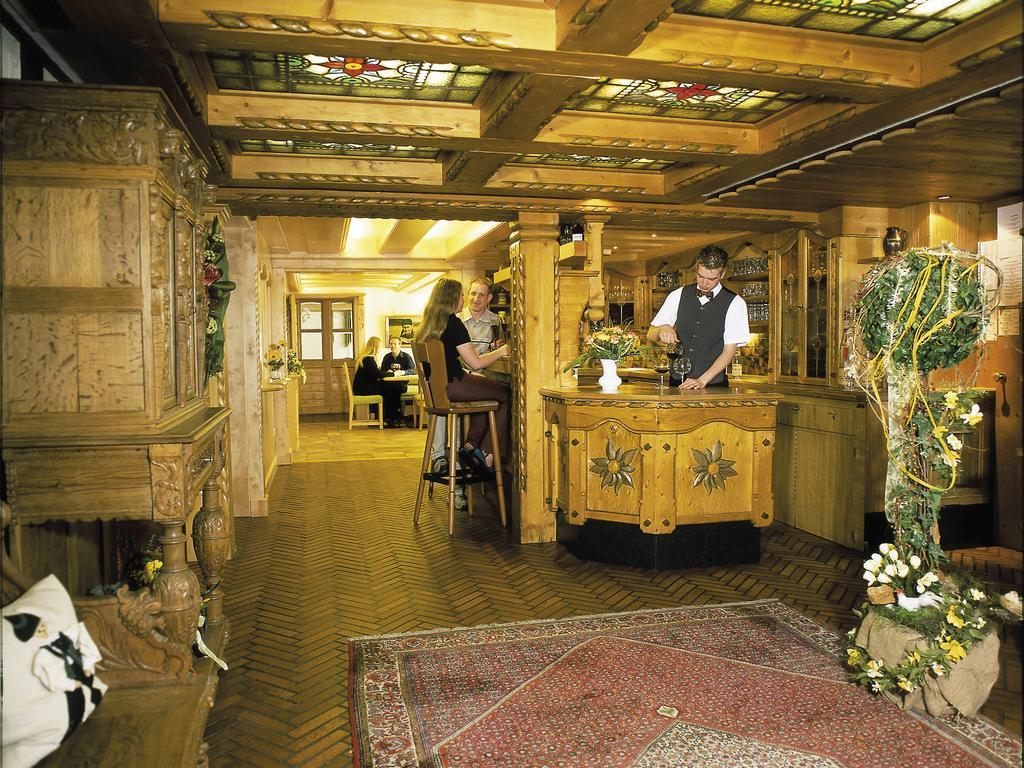Hotel Zum Weissen Stein Kirchen  Eksteriør billede